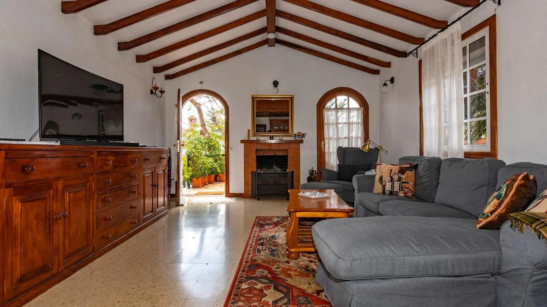 Villa Los Almendros 라스팔마스