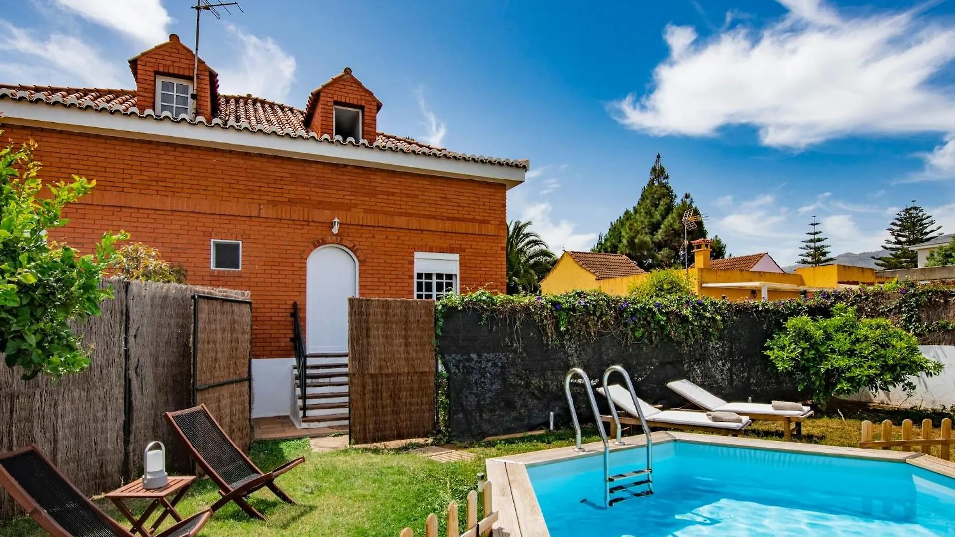 Villa Los Almendros 라스팔마스