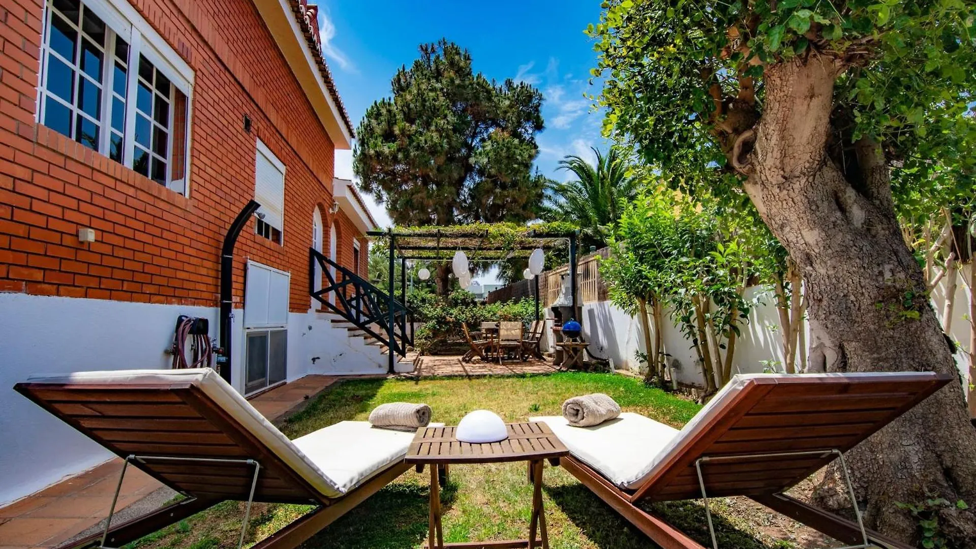 Villa Los Almendros 라스팔마스 0*,